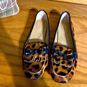TALBOTS Everson Tasseled Leopard Print Leather Driving Moccasins NWOB